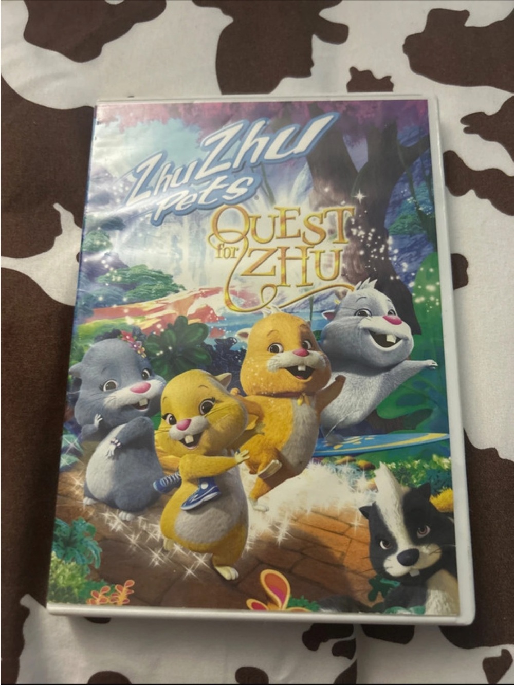Universal ZhuZhu Pets: Quest for Zhu - Yellow, Gray, Blue & Green Artwork